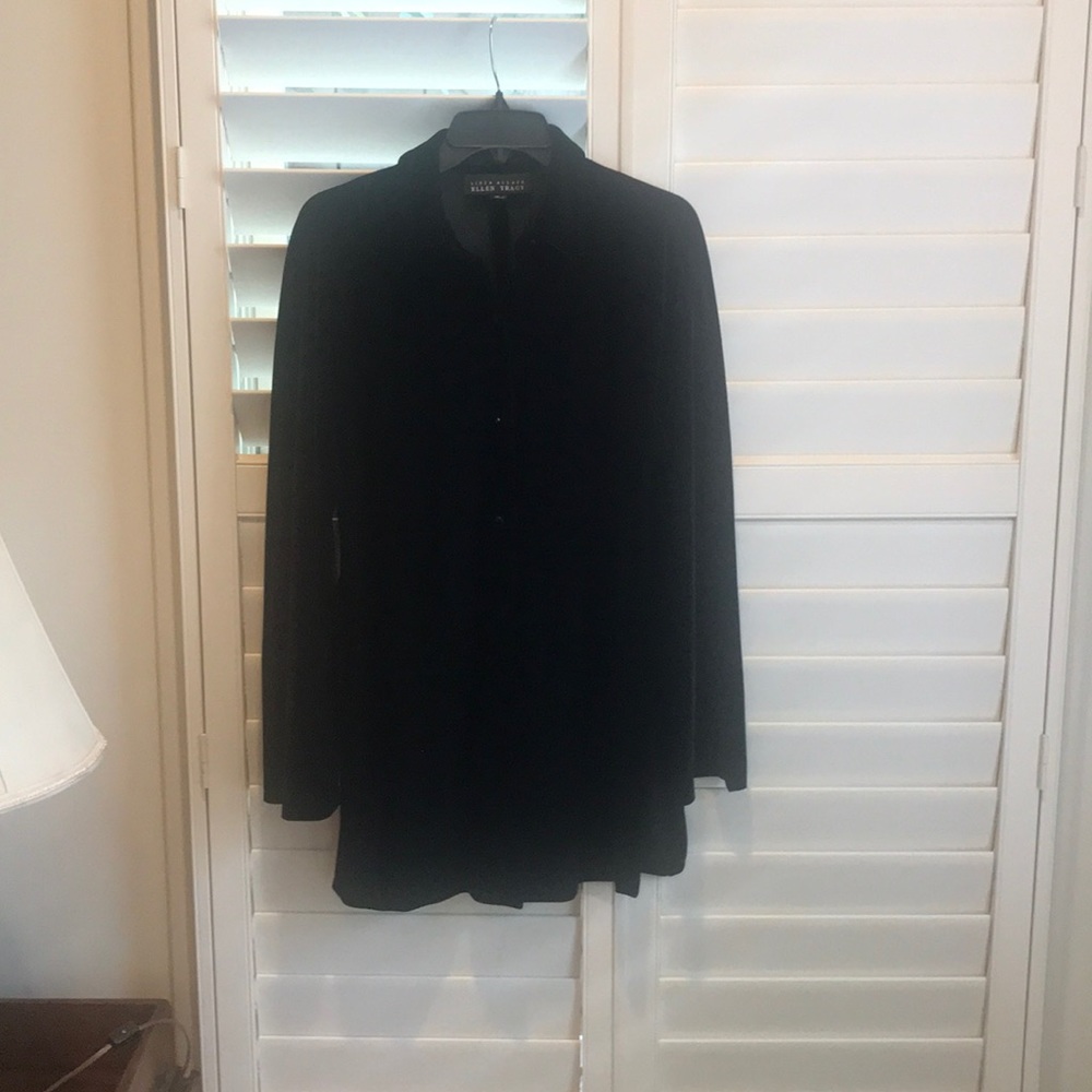 Velvet Ellen Tracy Button down